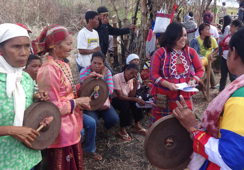 Community Security Working Groups heal divides in southern Philippines